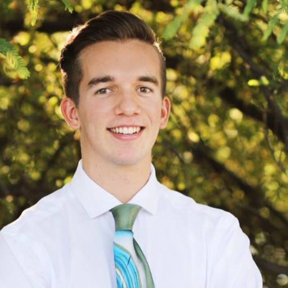 Meet your Posher, Nicholas